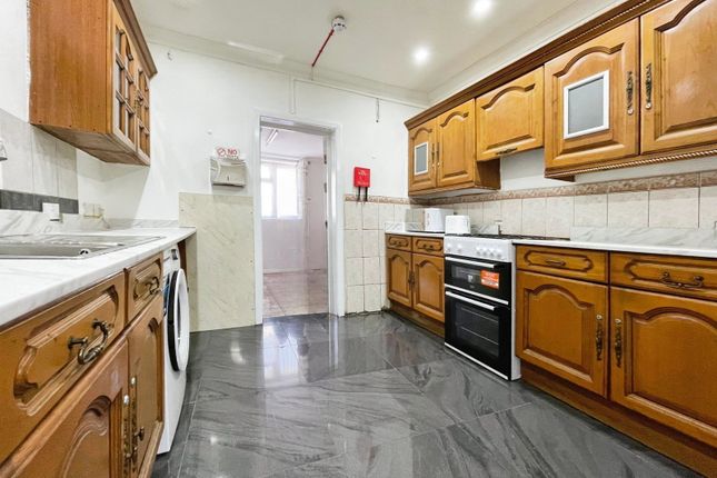 57, Ernald Avenue, London photo 5