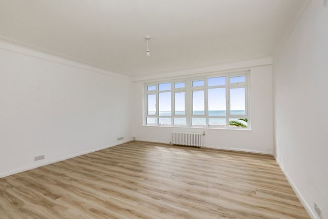 7 Clarence Court, Brighton Road, Worthing photo 4