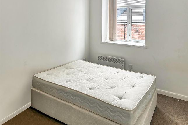 31, Whingate Mill, Leeds photo 4