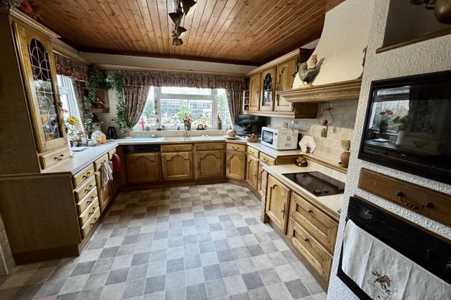 The Spinney, Parc Henry Lane, Ammanford photo 3