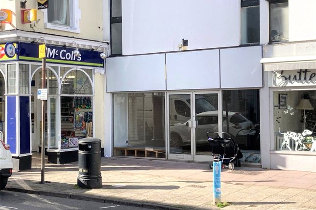 Retail premises to let in Wellington Square, Minehead