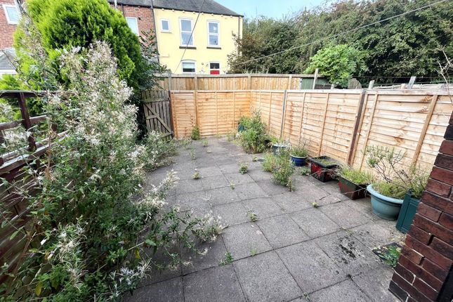 Property for sale in Whitehall Street, Wakefield