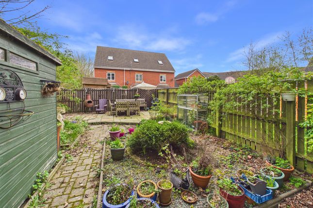 1, Lilac Road, Brough photo 3