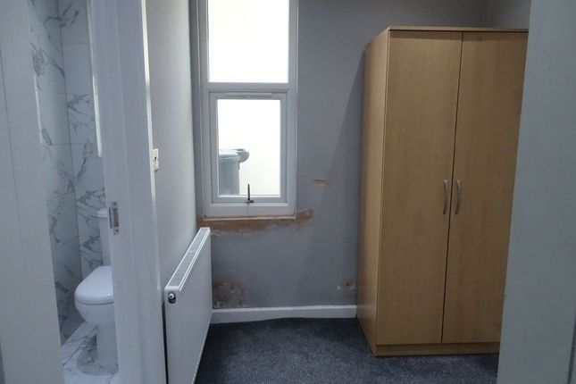 Room to rent in Norwood Road, 36, Room 3