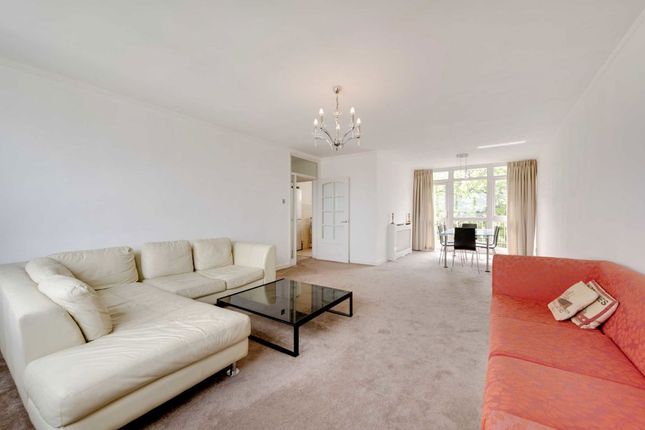 119, High Mount, London photo 3
