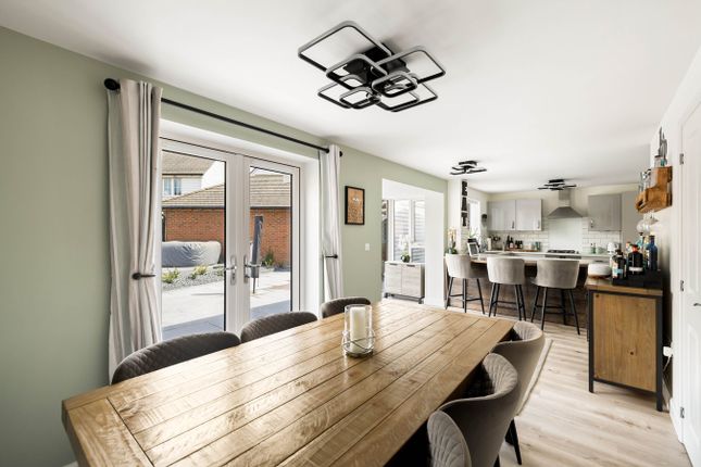 23, Nickolls Road, Hythe photo 4