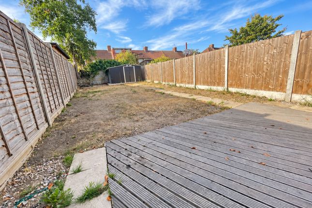 Treswell Road - 4 Bedroom House, London photo 2