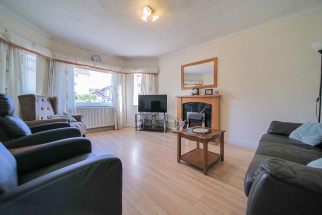 43, Woodrow Road, Wiltshire photo 2
