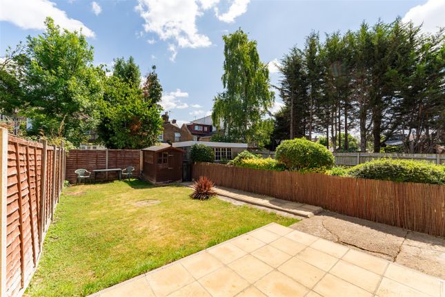 19a, Grove Avenue, London photo 2