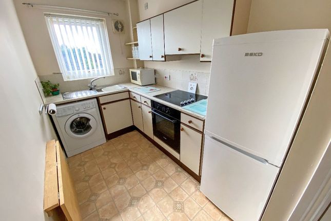 Flat 11, Bilbrook Court, Codsall, Wolverhampton photo 3