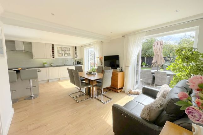The Haven, Clacton Road, Colchester photo 3