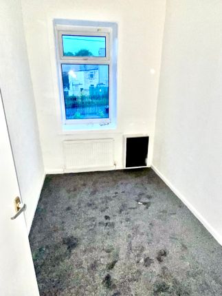 16, Hudson Street, Burnley photo 4