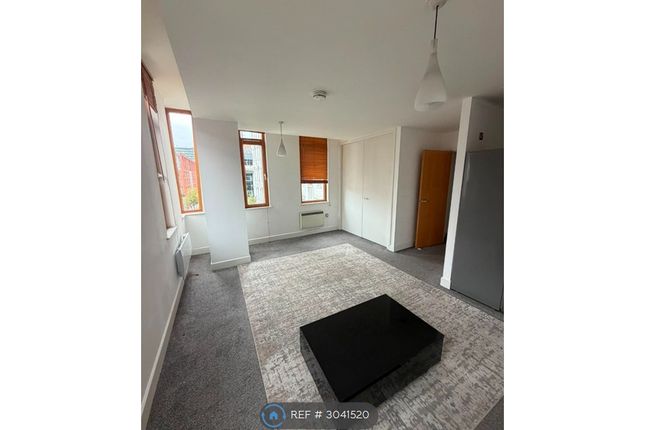 Flat, Chatsworth House Lever St, Manchester photo 2