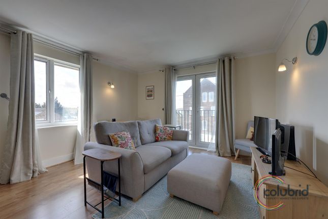 14, Partridge Court, Southend Road, Stanford-le-Hope photo 2