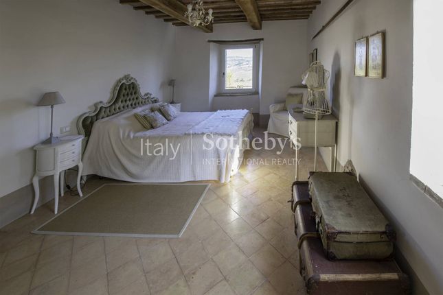 Country house for sale in Via Papa Giovanni XXIII, Apiro, Marche