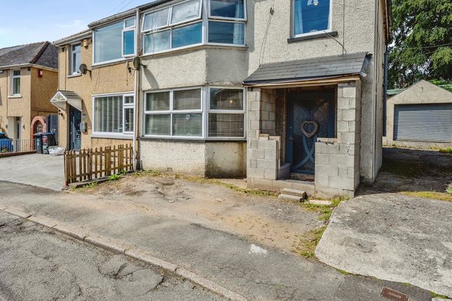 3-bed house on 6, Greenfield Crescent, EBBW VALE, £160,000