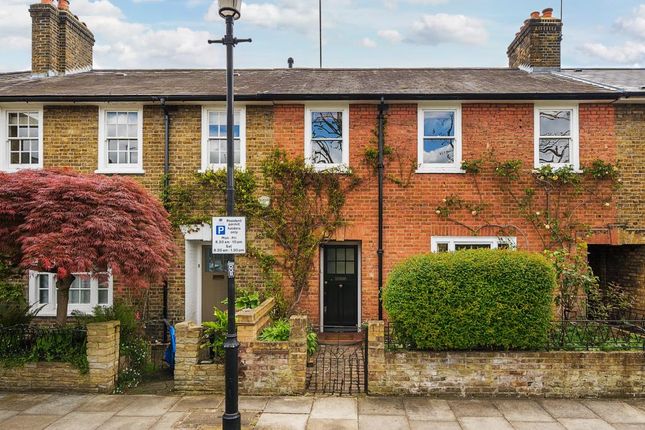 Thumbnail Terraced house for sale in Avondale Park Gardens, Notting Hill