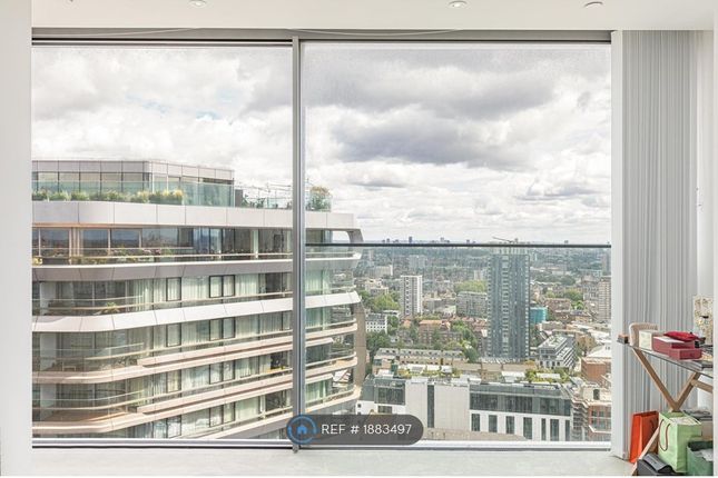 Flat to rent in Carrara Tower, London