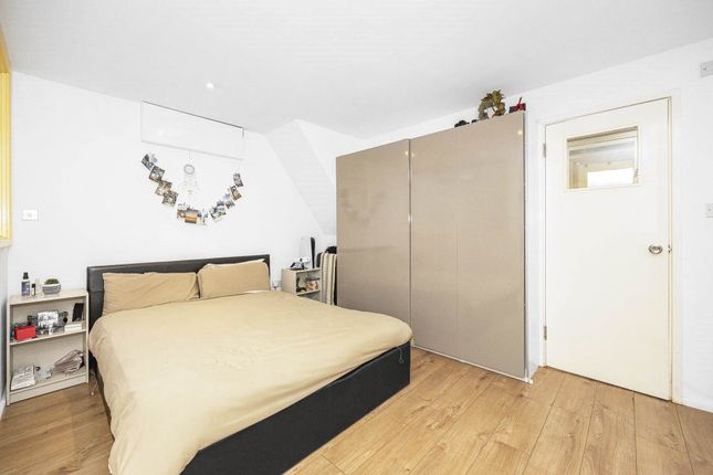 Tottenham Road, London N1, studio for sale - 69449156 | PrimeLocation