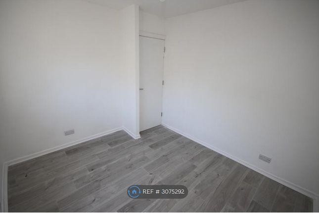 Flat, Heron Court Road, Bournemouth photo 3
