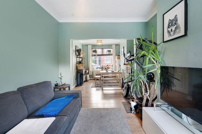 5, Hornbeam Road, Manchester photo 4