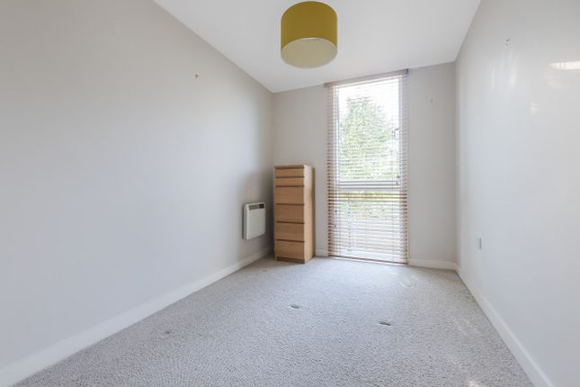 Flat for sale in Judd Apartments, Great Amwell Lane, London