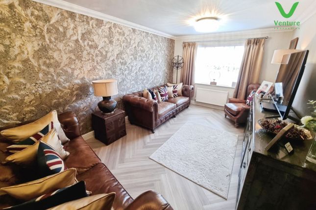 14, Weavers Croft, Crook photo 2