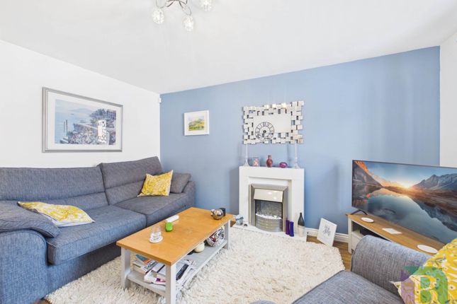50, Drayhorse Crescent, Milton Keynes photo 4