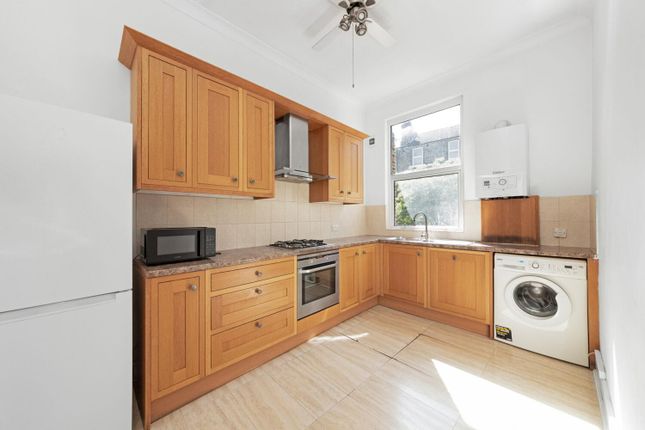 Flat 2, 84, Sandrock Road, London photo 4