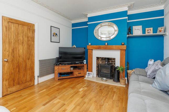73, Newport Road, Cowes photo 4