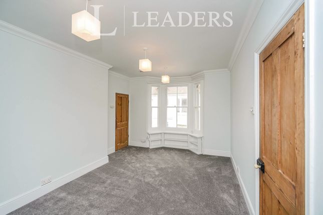 23A, Belton Road, Brighton photo 2