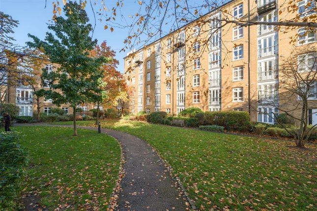 Thumbnail Flat for sale in Fairfield Road, London