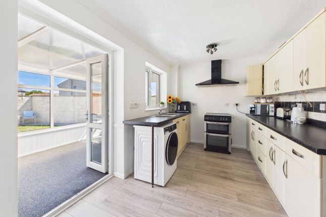 2, Spencer Drive, Weston-Super-Mare photo 4