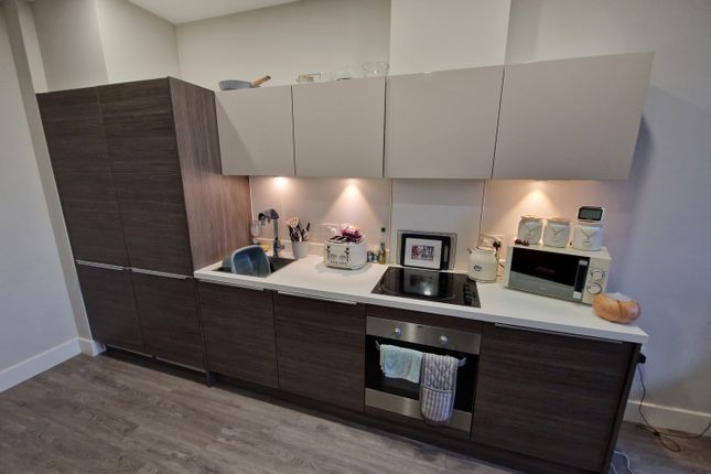 103 Greenleigh Court,, Leeds photo 3