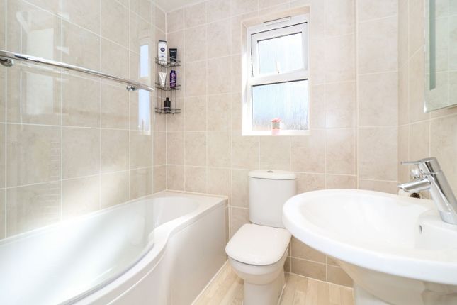 3 Bed Semi Detached House For Sale In Marlborough Way Billericay