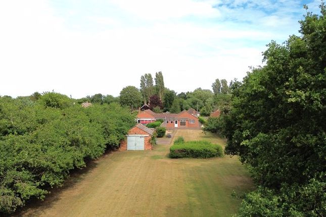 3-bed bungalow on Mereside, Jubilee Road, North Somercotes, £299,950