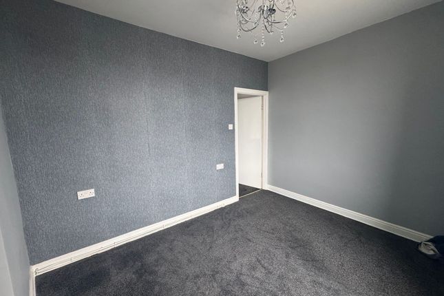 25, North Road, BRADFORD photo 5