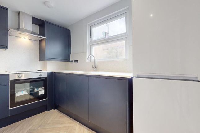Thumbnail Terraced house to rent in Shirland Road, London