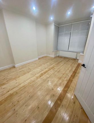 60 Cranston Road, London photo 2