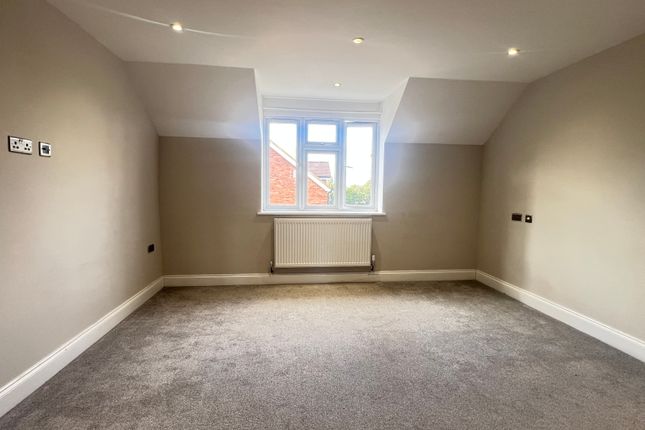 157A, Tithe Farm Road, Houghton Regis photo 5