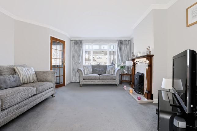 15, Mirren Drive, Duntocher photo 3