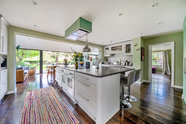 Foynes Cottage, 3, Linersh Wood, Guildford photo 4