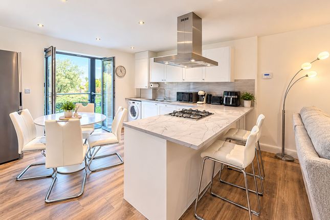 2-bed flat on 6 Marina View, Burnley, £190,000