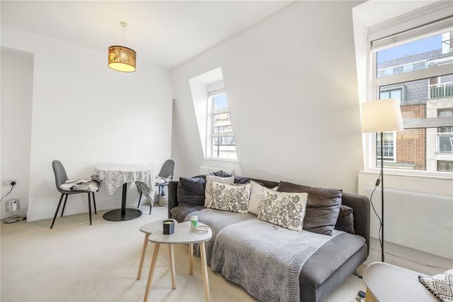 Flat 4, 17-18,, Picton Place, London photo 2