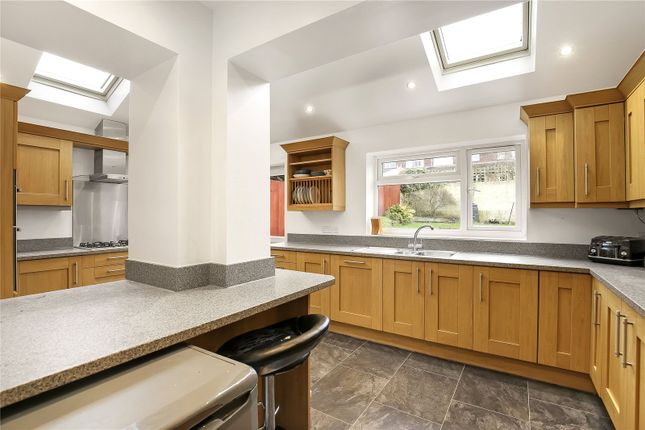 25, Balmoral Road, Wiltshire photo 3