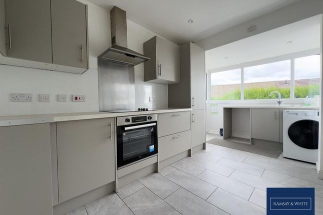 72, Garden City, Merthyr Tydfil photo 5