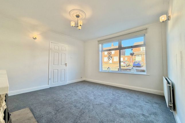 Sandfield Grove, Gornal Wood photo 4