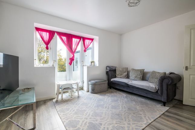 45 The Woodlands, London photo 4