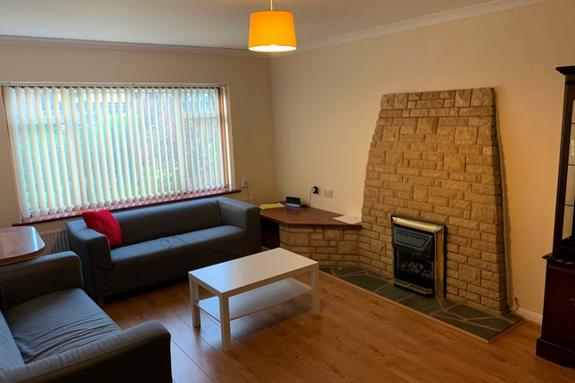 7, Barnack Avenue, Coventry photo 3