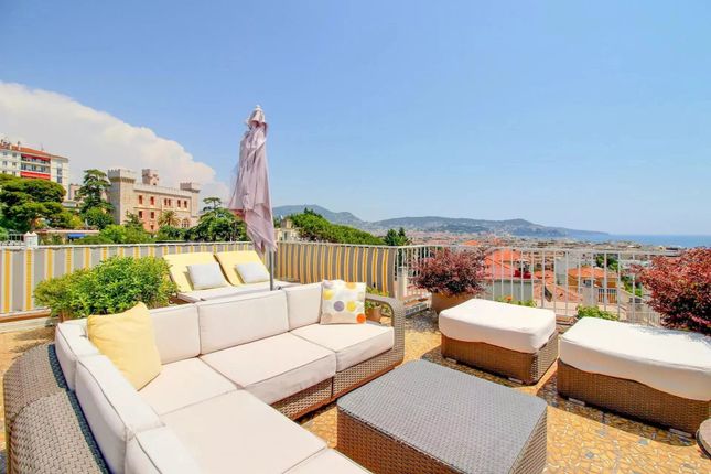 Thumbnail Apartment for sale in Nice, Baumettes, 06000, France